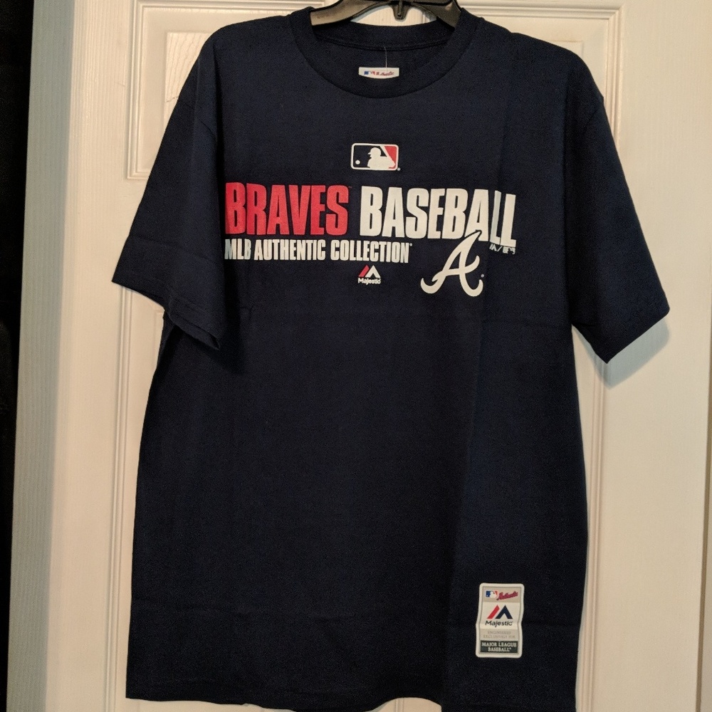 NWT Braves Tshirt